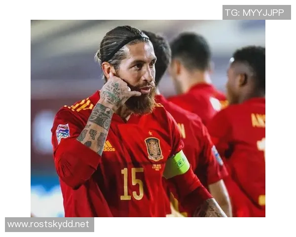 足球明星退役告别瞬间回顾展现辉煌岁月与不舍情怀的感人图片合集